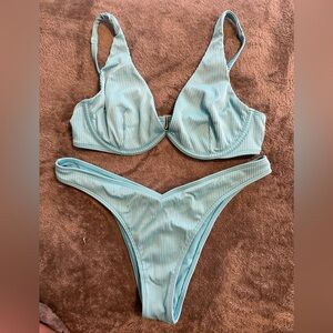 Hollister bikini! Underwire - High Leg